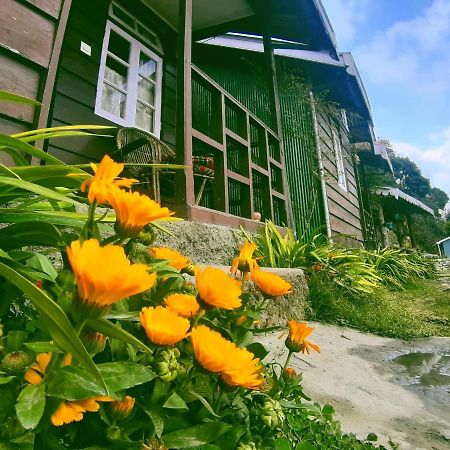 Suma Aavaas Farmstay Dardzsiling Kültér fotó