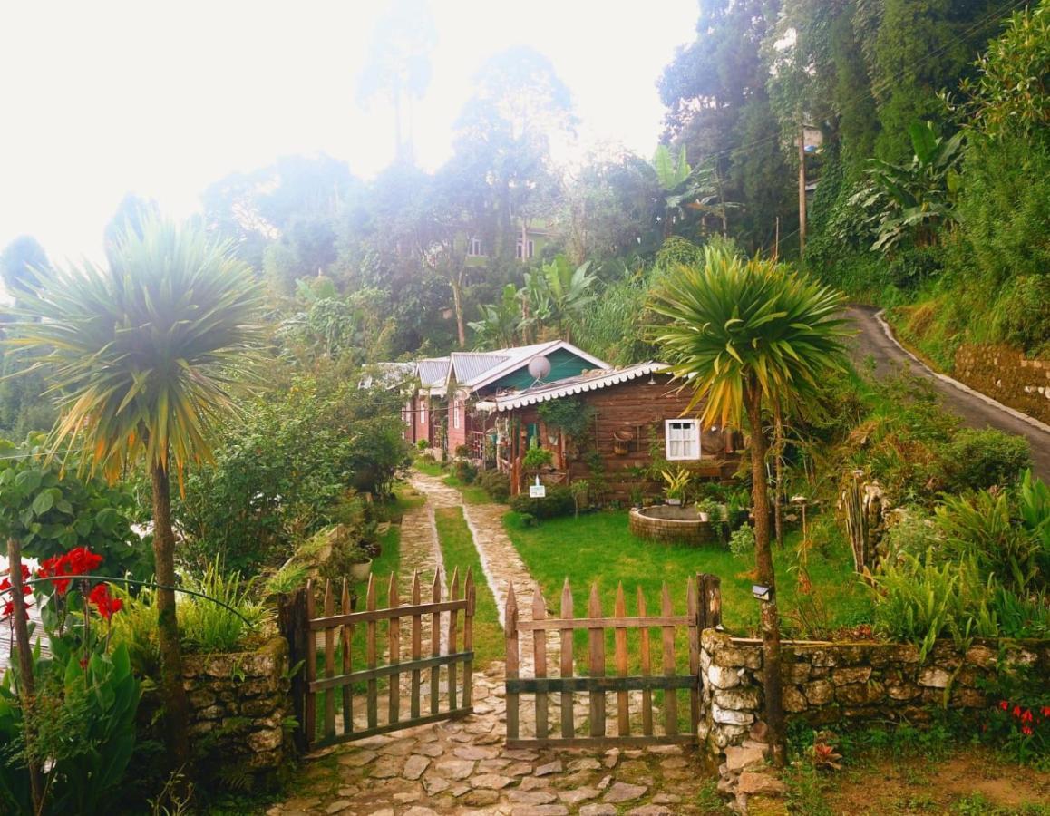 Suma Aavaas Farmstay Dardzsiling Kültér fotó